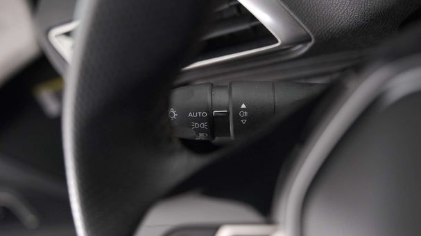 Peugeot 5008 PureTech 130 96 kW image number 31