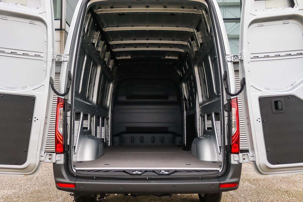 Mercedes-Benz Sprinter 315 RWD 110 kW image number 12