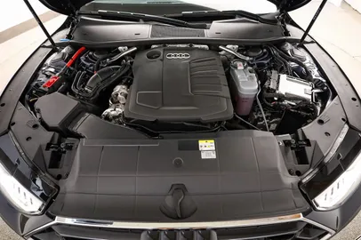 Car image 25