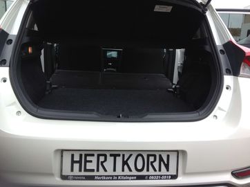 Car image 23