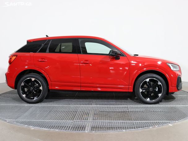 Audi Q2 35 TFSI S-line 110 kW image number 7