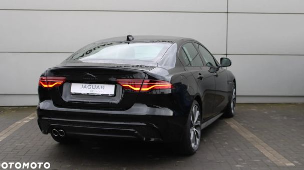 Jaguar XE 150 kW image number 9