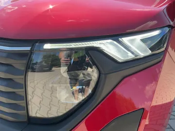 Car image 23