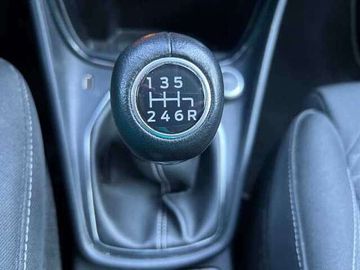 Car image 33