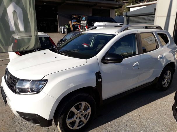 Dacia Duster Blue dCi 115 4WD 85 kW image number 2