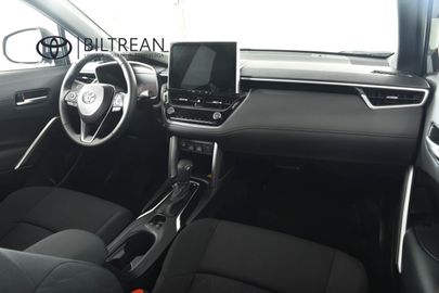 Car image 12