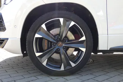Car image 31