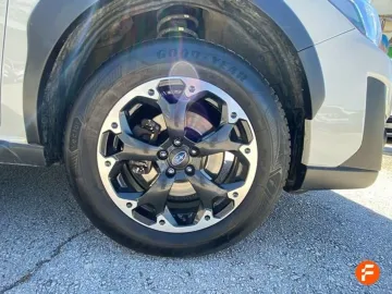 Car image 25