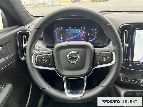 Volvo XC40 B3 Core 120 kW image number 14