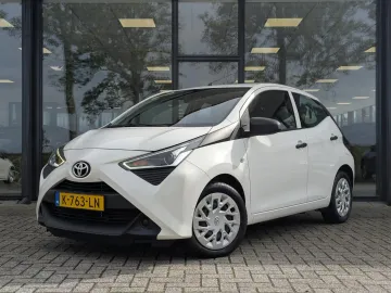 Car image 31