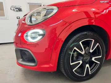 Car image 21