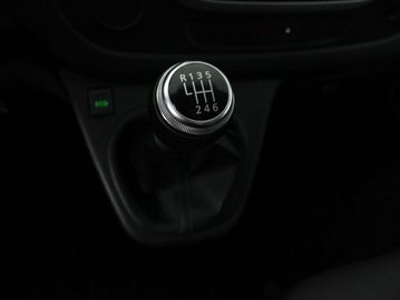 Car image 38