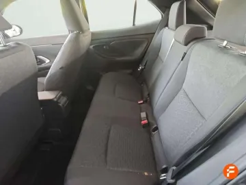 Car image 29