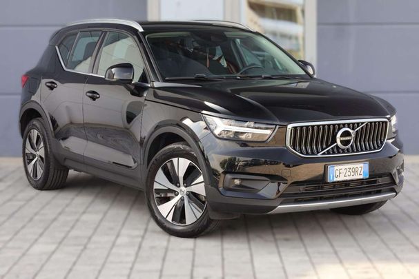 Volvo XC40 Recharge Plug-in Hybrid T4 Inscription Expression 155 kW image number 2