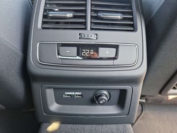 Car image 36