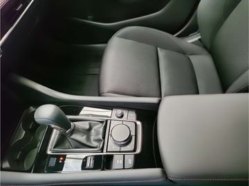 Car image 36