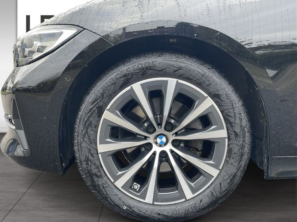 BMW 320d Touring xDrive Sport Line 140 kW image number 7