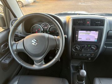 Car image 14