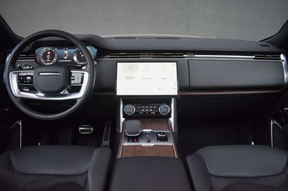 Car image 30