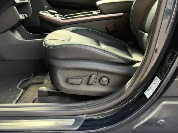 Car image 50