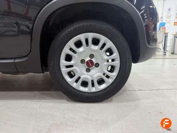 Car image 26