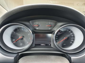 Car image 28