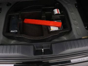 Car image 38