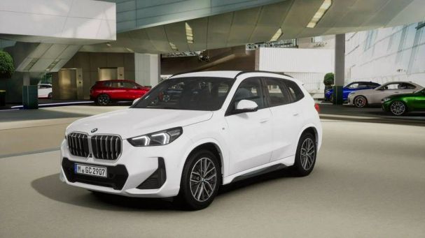 BMW X1 sDrive18i 100 kW image number 1