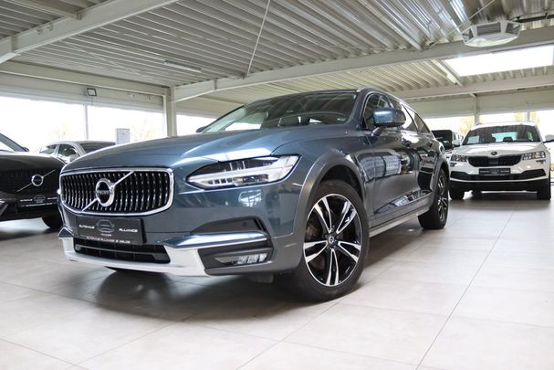 Volvo V90 Cross Country D4 AWD 140 kW image number 1