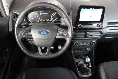 Car image 17