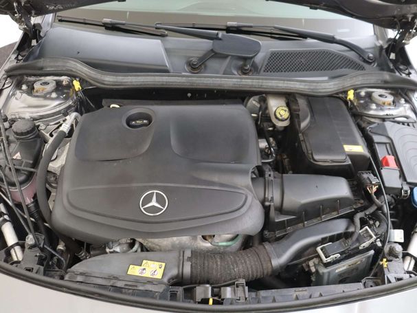 Mercedes-Benz CLA 180 90 kW image number 5