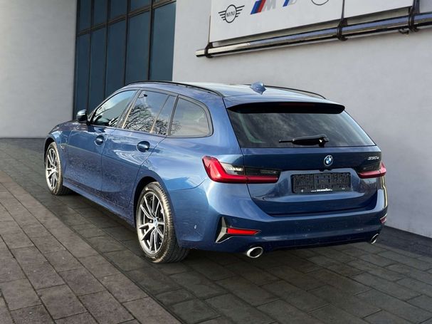 BMW 330e Touring Sport Line 215 kW image number 3