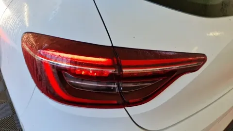Car image 29
