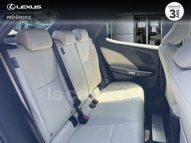 Lexus LBX 1.5 100 kW image number 16