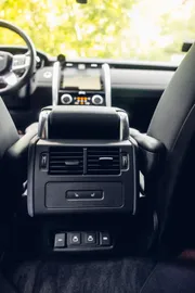 Car image 35