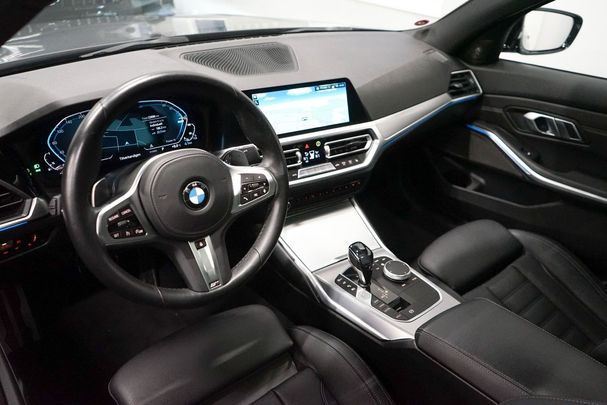 BMW 330e M Sport xDrive 216 kW image number 7