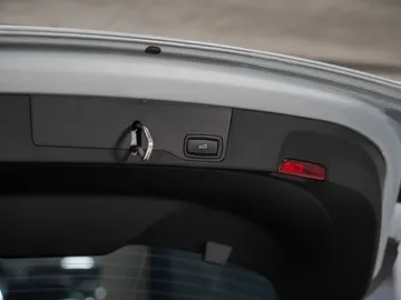 Car image 41