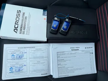 Car image 20