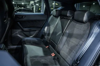 Car image 26