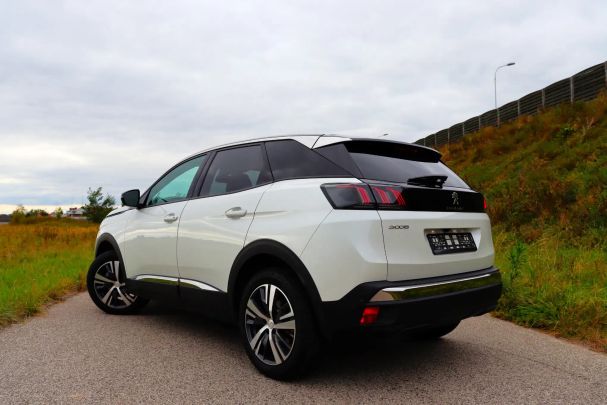 Peugeot 3008 PureTech EAT8 S&S Allure 96 kW image number 3