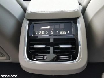 Car image 38