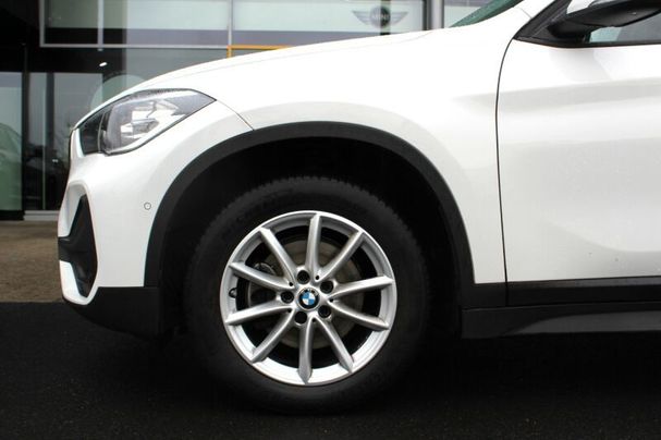 BMW X1 sDrive18i Advantage 103 kW image number 13