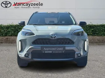 Car image 2