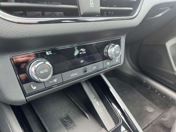 Car image 38