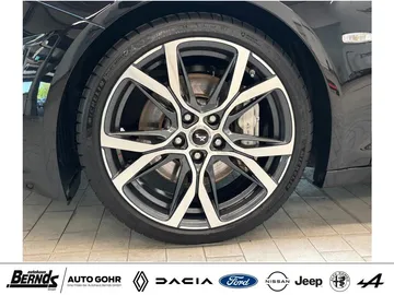 Car image 29
