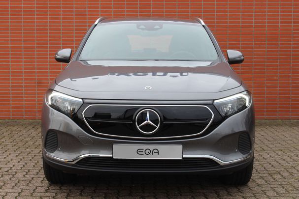 Mercedes-Benz EQA 250 140 kW image number 4