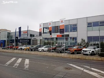 Car image 28