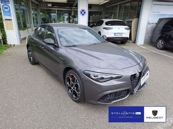 Alfa Romeo Giulia 2.0 Turbo 16V Veloce 206 kW image number 2