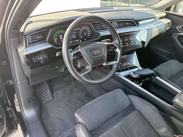 Audi e-tron 50 quattro S-line 230 kW image number 25