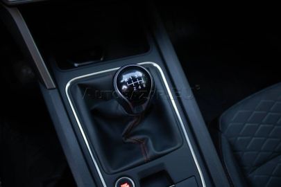 Car image 37